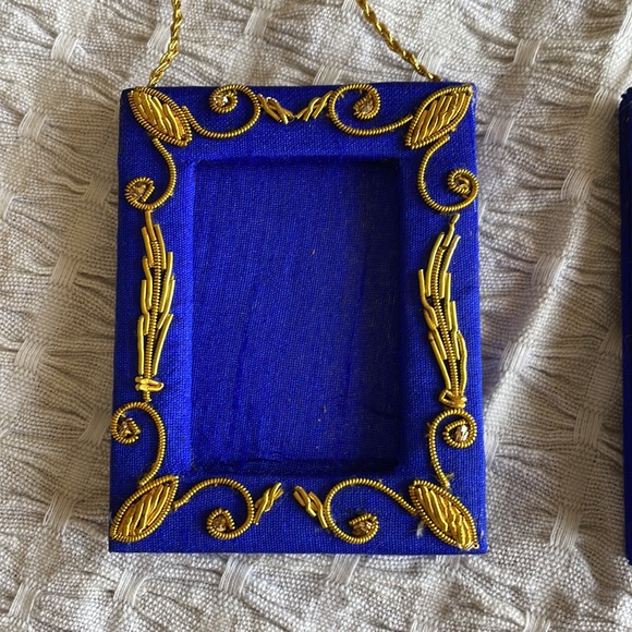 Set of two electric blue photo frames - Picture 3 of 4